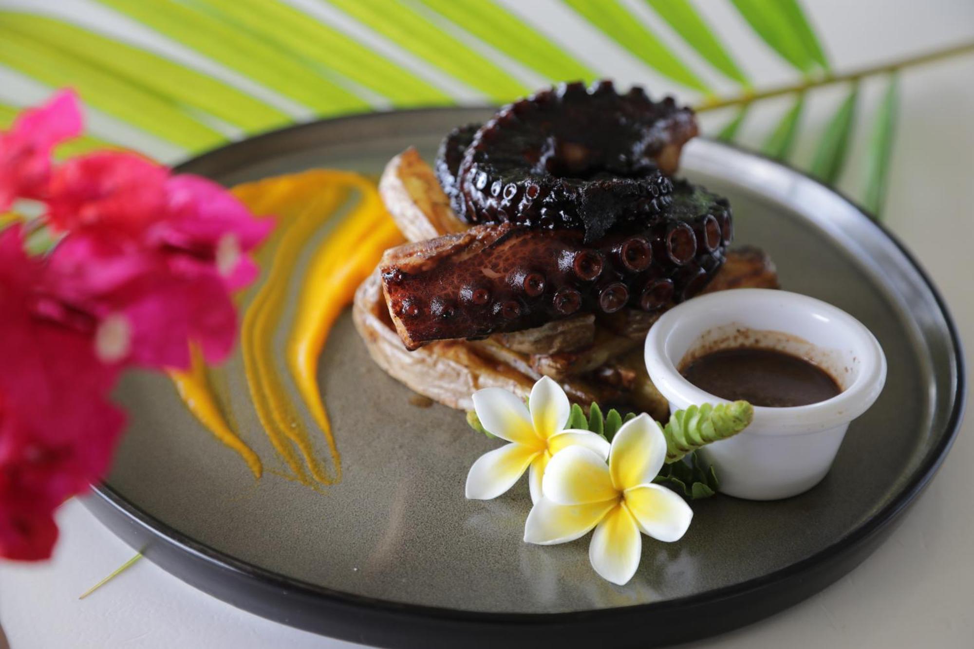 Altiplanico Rapa Nui Hotel Hanga Roa Buitenkant foto